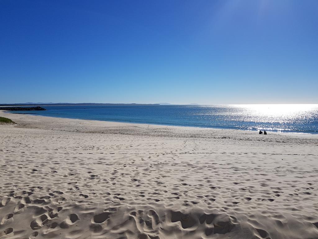 Chill-Out Beachside - Main Beach フォースター エクステリア 写真